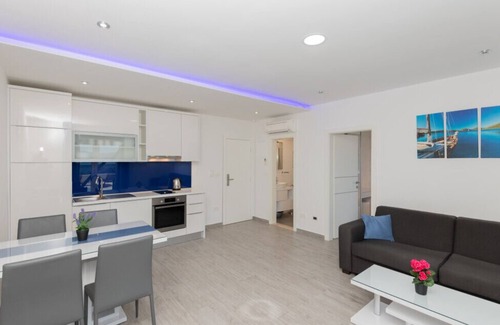 Medici Apartamento | Apartman Mia 2 - Omiš by Villas Guide