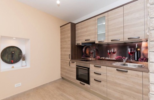 Medici Apartamento | Apartman Mia 3 - Omiš by Villas Guide