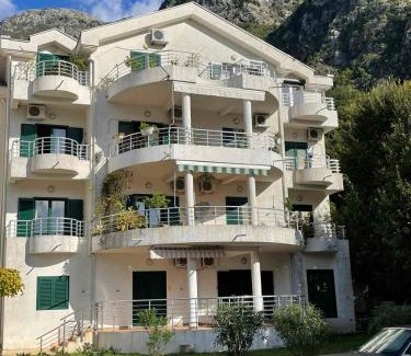 Risan Apartamento | Apartman Mia