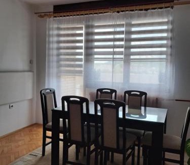 Zajecar Apartamento | Apartman MIKA