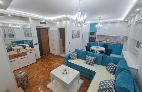 Kraljevo Apartamento | Apartman Milos, privatan parking