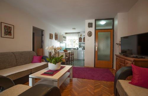 Centar Apartamento | Apartman Mina