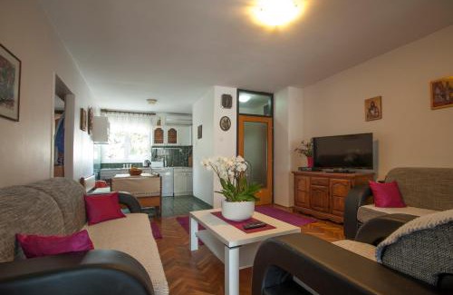 Centar Apartamento | Apartman Mina