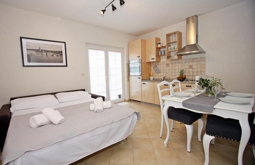 Supetar Apartamento | Apartman Nikoleta