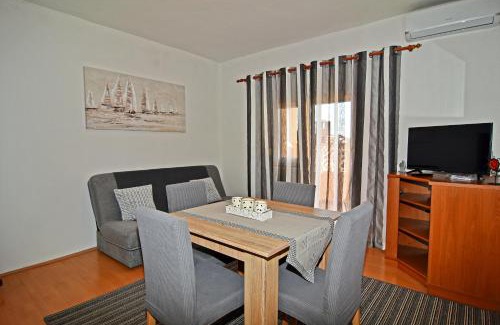 Crno Apartamento | Apartman Nina