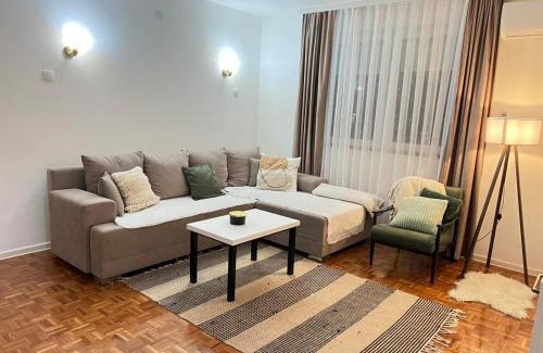 Krusevac Apartamento | Apartman Ogledalce, potpuno opremljen stan od 51m2, Kruševac Smeštaj