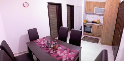 Ulcinj Apartamento | Apartman Olive