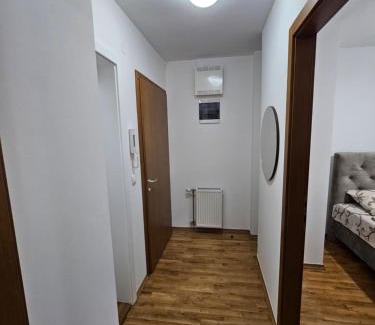 Uzice Apartamento | Apartman ROOMZ 42