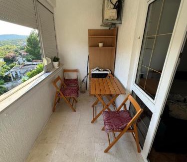 Sutomore Apartamento | Apartman sa balkonom