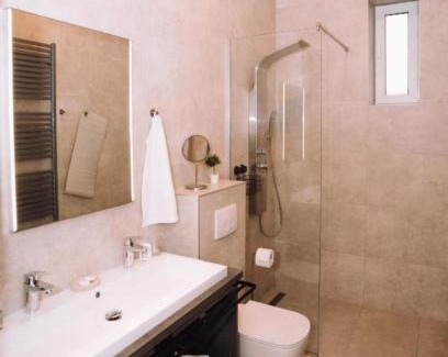 Osijek Apartamento | Apartman sa jacuzzi, 2 spavace sobe, self check in