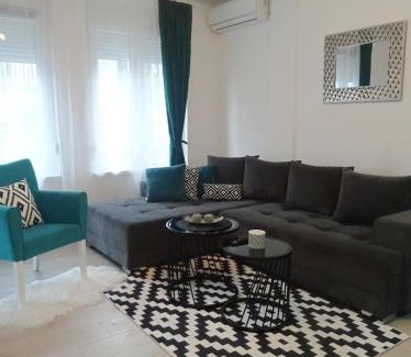 Sremska Mitrovica Apartamento | Apartman SILVER