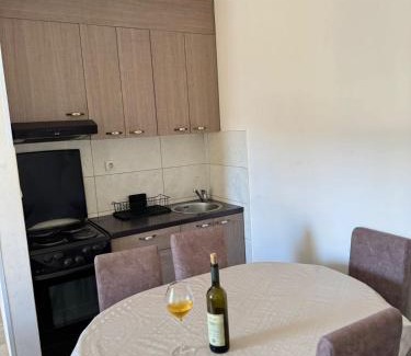 Trebesinj Apartamento | Apartman Tafra 3