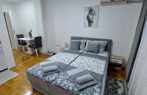Sremska Mitrovica Apartamento | Apartman Tara