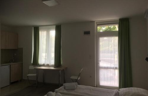 Balatonfured Apartamento | Apartmanhotel Baraton*