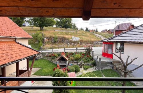 Konjska Reka Apartamento | Apartmani Beli medved