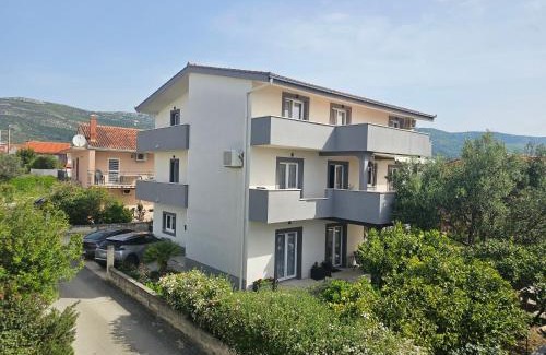 Kastel Novi Apartamento | Apartmani Dianna