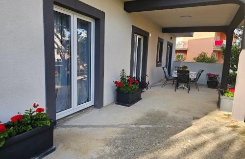Kastel Novi Apartamento | Apartmani Dianna