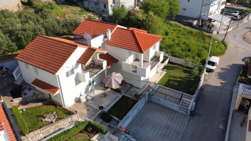 Sveti Filip i Jakov Apartamento | Apartmani Ema