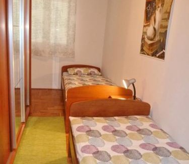 Mali Maj Apartamento | Apartmani Lajter Kvajera 6
