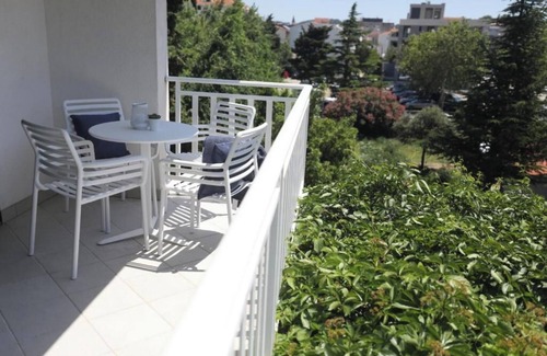 Bili brig Apartamento | Apartmani Makarska 1, desni