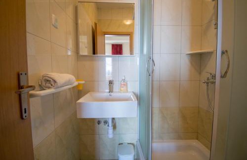 Baska Voda Apartamento | Apartmani Manuela - Baška Voda