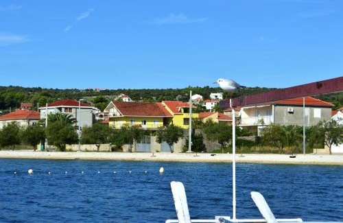 Vinisce Apartamento | Apartmani Marino