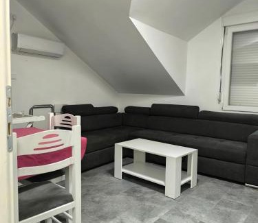 Denovici Apartamento | Apartmani Mijović
