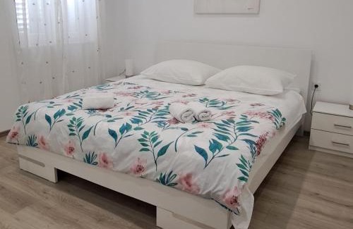 Kastel Stari Apartamento | Apartmani Pina 2