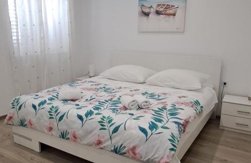 Kastel Stari Apartamento | Apartmani Pina 2