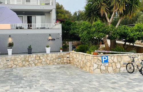 Loviste Apartamento | Apartmani Roxy