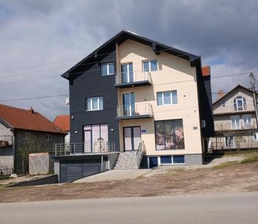 Vranje Apartamento | Apartmani SARA Vranje