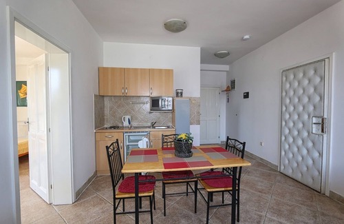 Topla Condominio | Apartmani Vila Kukoljac