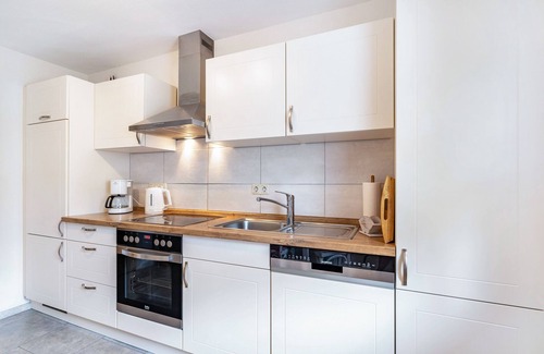 Bad Peterstal-Griesbach Apartamento | Apartamento 'Am Döttelbach' con vistas a la montaña, terraza privada y Wi-Fi