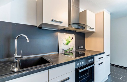 Bad Peterstal-Griesbach Apartamento | Apartamento 'Ferienwohnung Schwarzwaldliebe' con terraza privada y Wi-Fi