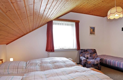 Armsfeld Apartamento | Amplio apartamento con piscina exterior climatizada en Armsfeld (Hesse)