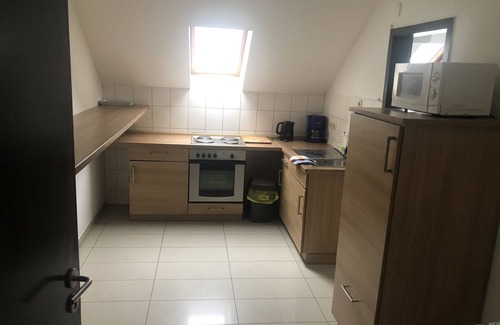 Fuldabruck Apartamento | Apartamento-Superior-Baño Privado-Vista al campo-5 Personen 4 Zimmer