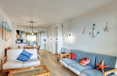 Sant Antoni de Calonge Apartamento | Apartamento en primera línea de Sant Antoni con parking