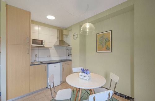 Sant Llorenc de Morunys Apartamento | Apartamento 'Vall' con vistas a la montaña, jardín compartido y Wi-Fi