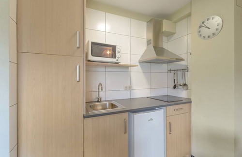 Sant Llorenc de Morunys Apartamento | Apartamento 'Vall' con vistas a la montaña, jardín compartido y Wi-Fi