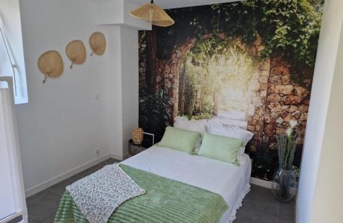 Saint-Hilaire-de-Brethmas Apartamento | Apartment with swimming pool, wifi