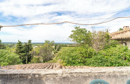 Saint-Pierre-de-Vassols Apartamento | Apartamento 'Chambre Orange' con piscina compartida, terraza compartida y Wi-Fi