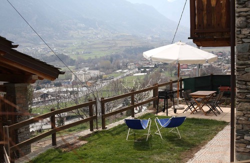 Montan-Angelin-Arensod Apartamento | Apartment with garden in Aosta (Casa Alpina - Sarre)
