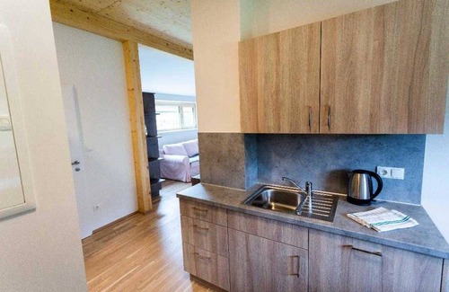 Uebelbach Apartamento | Apartment Käfer - Apartmenthaus Pastner am Teich