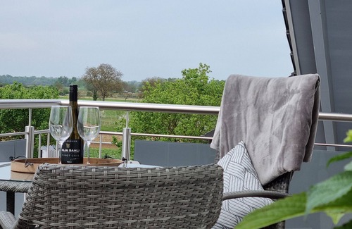 Sasbach am Kaiserstuhl Apartamento | Apartamento 'A' con vistas a la montaña, Wi-Fi y aire acondicionado