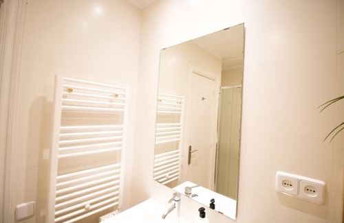 Collblanc y La Torrassa Apartamento | Apartment Metropolitan
