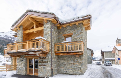 Val Cenis Apartamento | Apartamento 'Chalet La Parrachée' con balcón, Wi-Fi y aire acondicionado