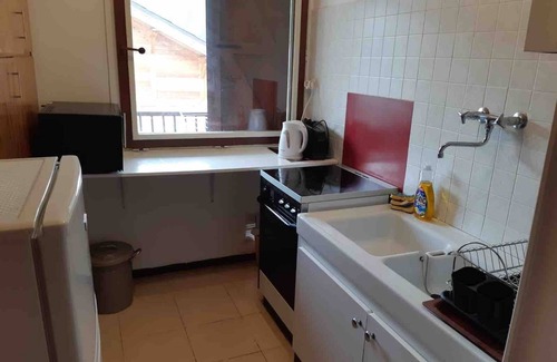 Saint-Etienne-de-Tinee Apartamento | Apartamento 'Chaleureux La Montagne' con jardín privado y balcón