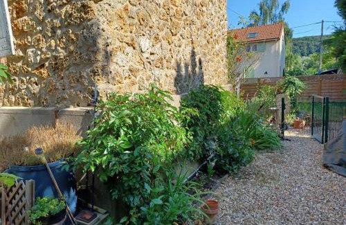 Saint-Remy-les-Chevreuse Apartamento | Apartment St Rémy-lès-Chevreuse 5 min walk RER B