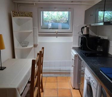 Saint-Remy-les-Chevreuse Apartamento | Apartment St Rémy-lès-Chevreuse 5 min walk RER B
