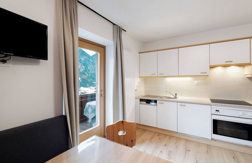 Anterselva Apartamento | Apartamento 'Pfaffingerhof Apt Piccolo Rabbit' con vistas a la montaña, jardín compartido y Wi-Fi